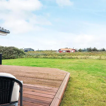 Holiday home Clxix